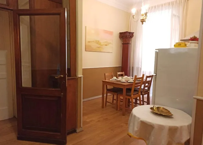 Frühstückspension Domina Popolo 4*