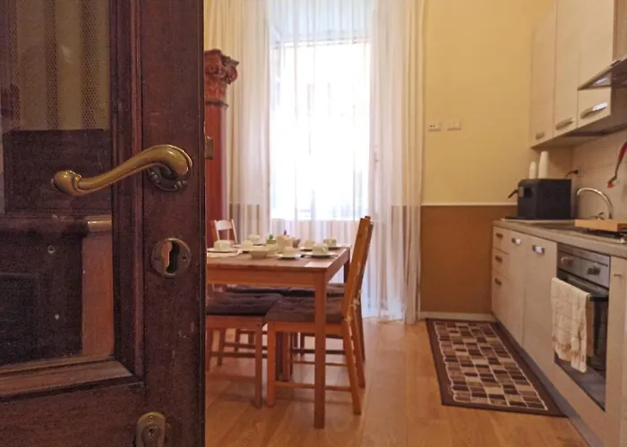 Frühstückspension Domina Popolo 4*